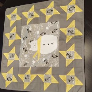 Quilted Snow Cat wall hanging/table topper